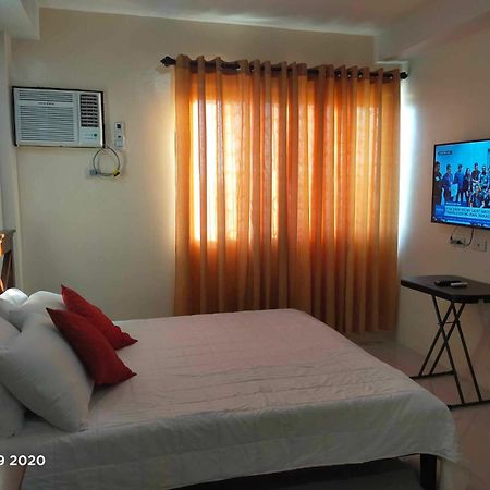 The Persimmon Studios Cebu Exteriör bild